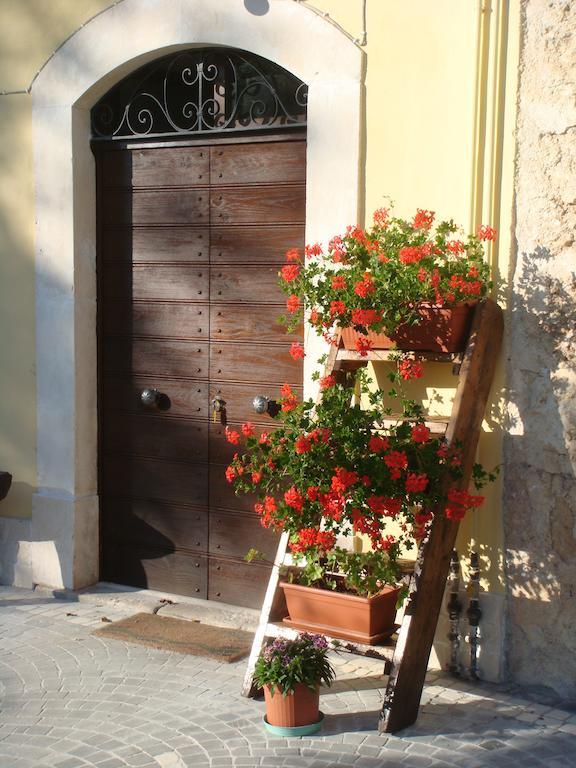 Residence Villa Valsi Santo Stefano Di Sessanio Dış mekan fotoğraf